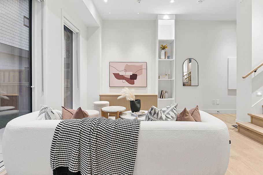 2 2541 E 2nd Avenue Vancouver, BC - 29