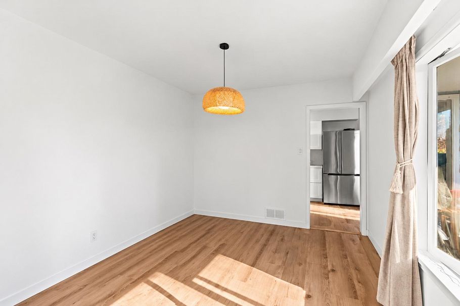 915 Wentworth Avenue North Vancouver, BC - 12