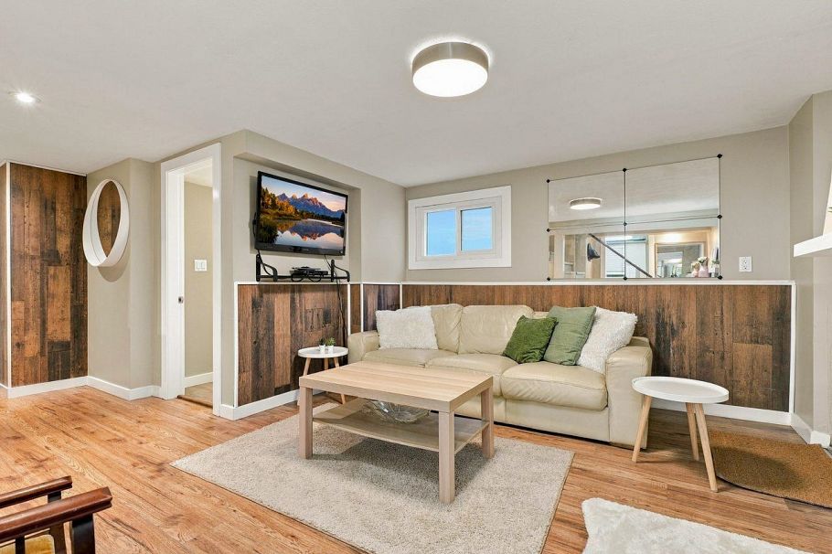 320 E 32nd Avenue Vancouver, BC - 14