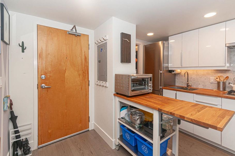 702 933 SEYMOUR STREET, Vancouver BC V6B 6L6 Vancouver, BC - 3
