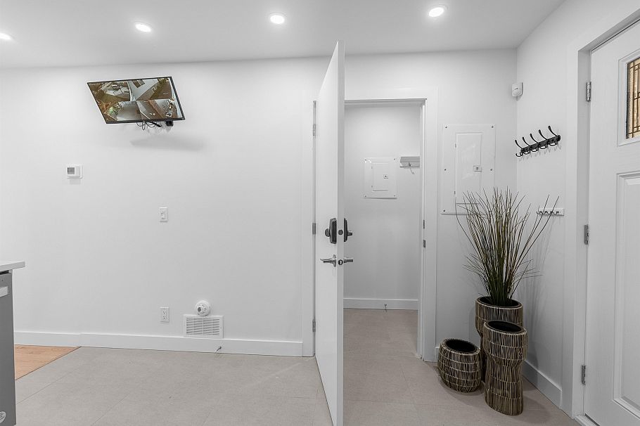 2617 Turner Street Vancouver, BC - 16