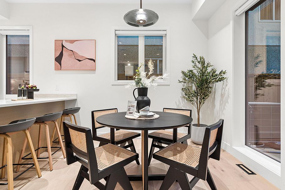 2 2541 E 2nd Avenue Vancouver, BC - 32