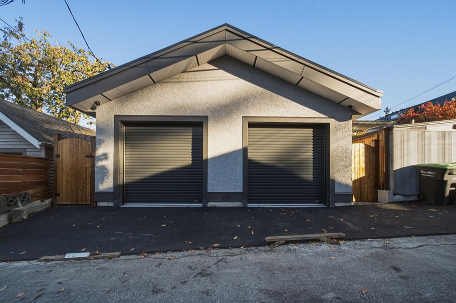 2 266 E 38 Avenue Vancouver, BC - 6
