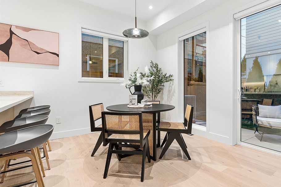 2 2541 E 2nd Avenue Vancouver, BC - 30