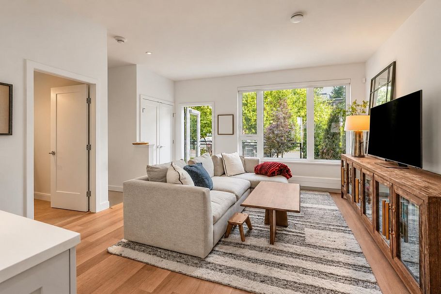 127 525 E 2nd Street North Vancouver, BC - 9
