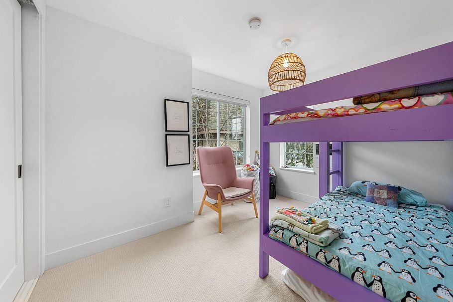1 224 W 16th Street North Vancouver, BC - 22