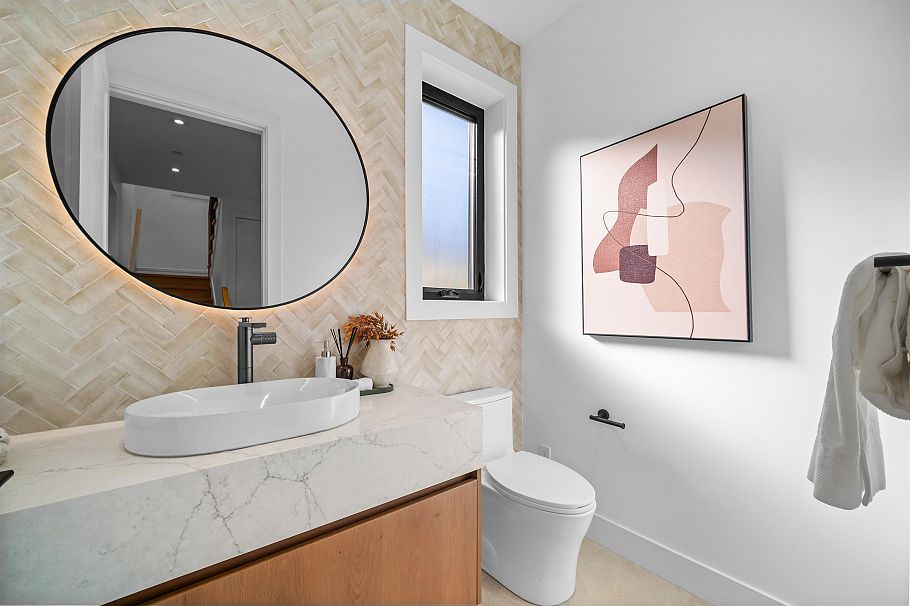 1 6879 Quebec Street Vancouver, BC - 8