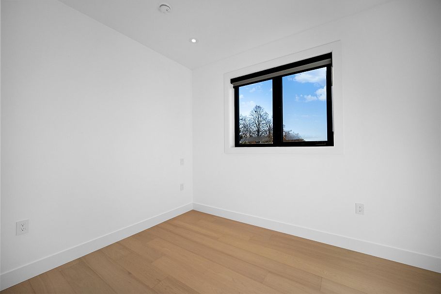 2 6879 Quebec Street Vancouver, BC - 11