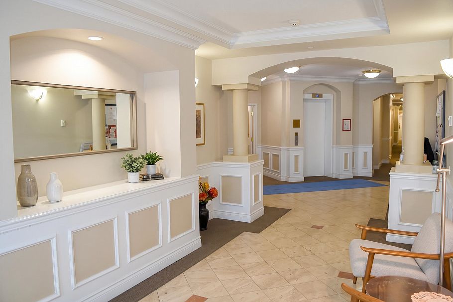 214 2105 W 42nd Avenue Vancouver, BC - 4