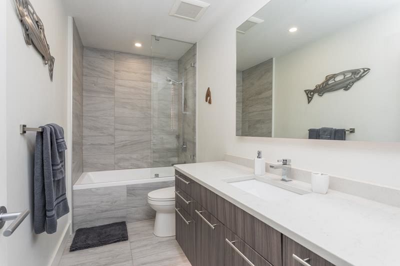 687 Seymour Boulevard North Vancouver, BC - 31