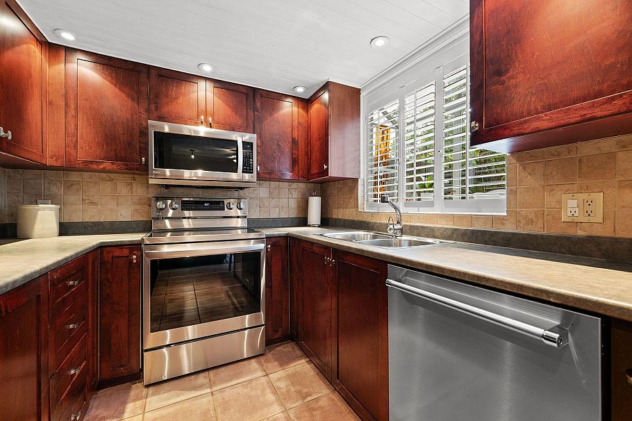 2894 Mount Seymour Parkway North Vancouver, BC - 10