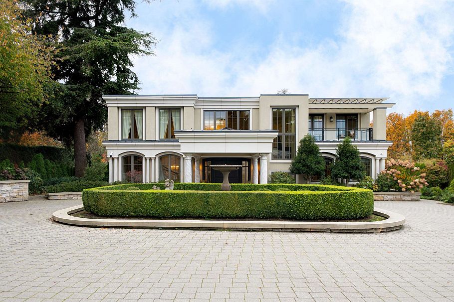 5795 Newton Wynd Vancouver, BC - 1