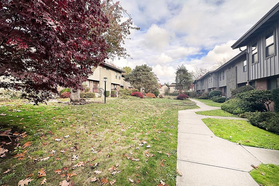 30 3150 E 58th Avenue Vancouver, BC - 19