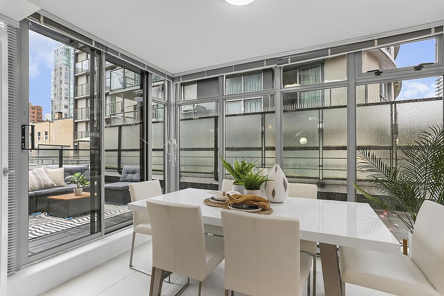 311 1255 Seymour Street Vancouver, BC - 4