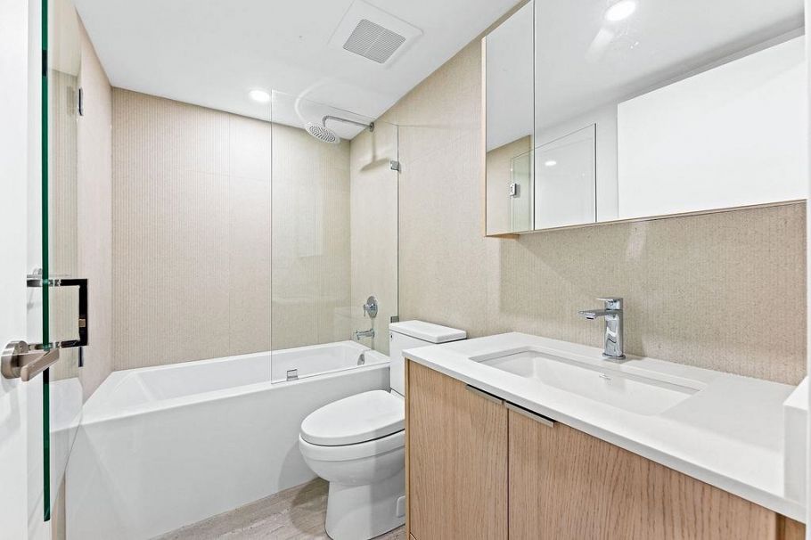 4518 Heather Street Vancouver, BC - 12