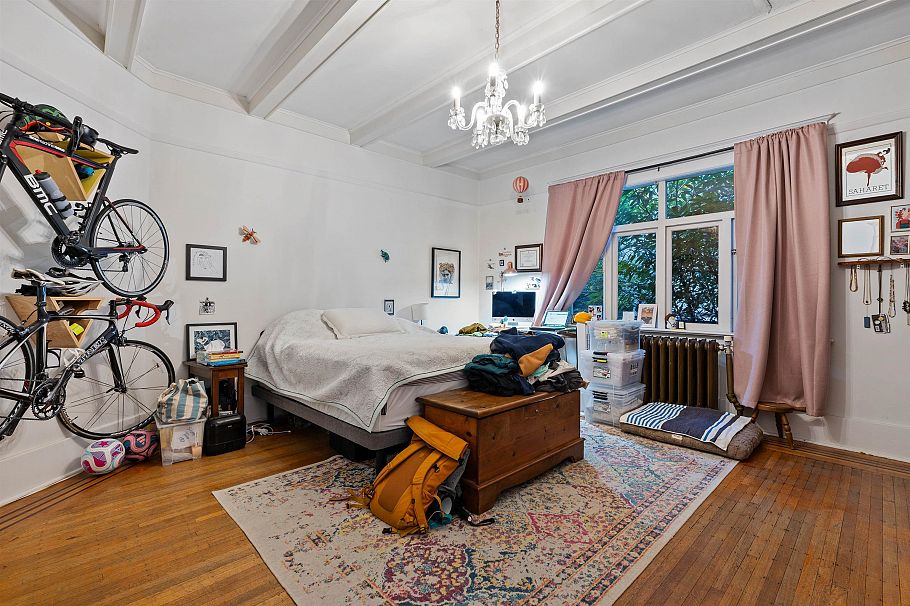 2315 W 6th Avenue Vancouver, BC - 8