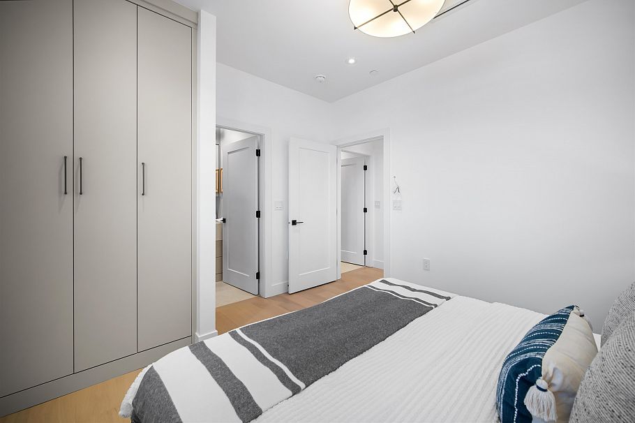 1 6879 Quebec Street Vancouver, BC - 7