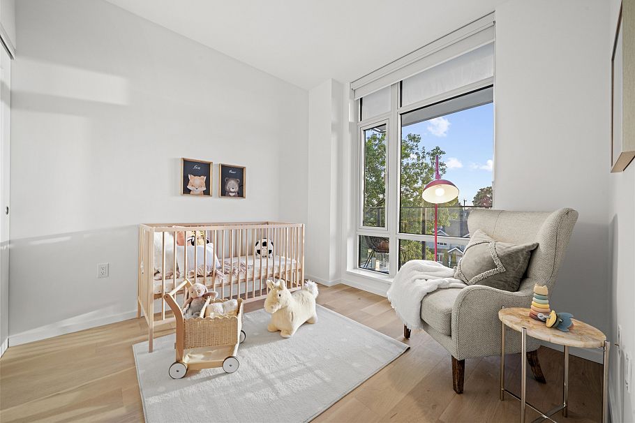 203 8486 Oak Street Vancouver, BC - 11