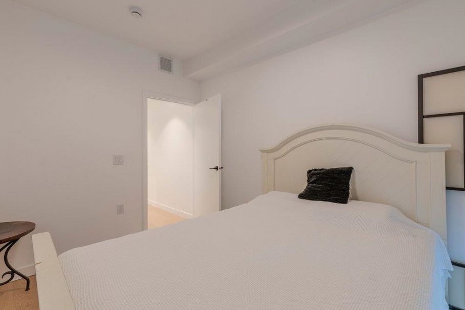 24 94 W King Edward Avenue Vancouver, BC - 23