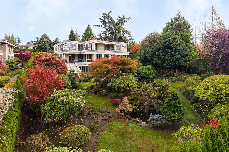 5795 Newton Wynd Vancouver, BC - 5