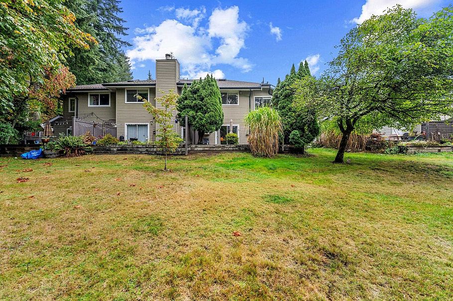 2894 Mount Seymour Parkway North Vancouver, BC - 33