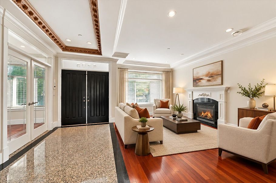 4205 Atlin Street Vancouver, BC - 2