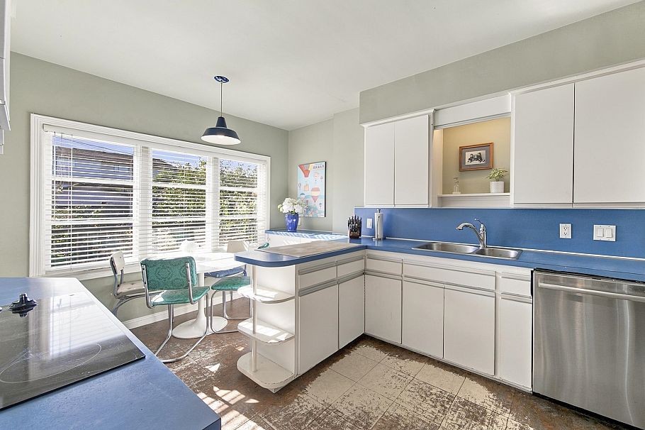 226 Peveril Avenue Vancouver, BC - 9