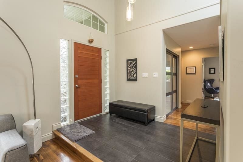 687 Seymour Boulevard North Vancouver, BC - 5
