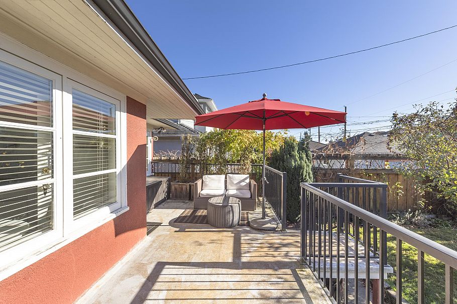 226 Peveril Avenue Vancouver, BC - 27
