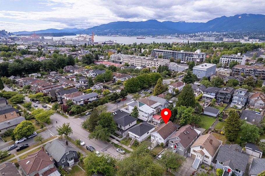 2617 Turner Street Vancouver, BC - 39