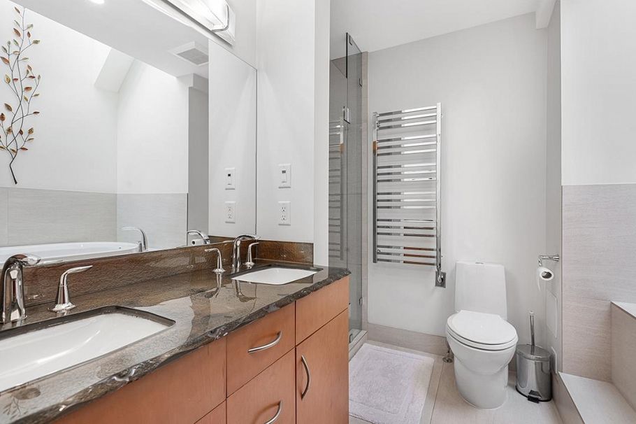 1080 Maple Street Vancouver, BC - 20