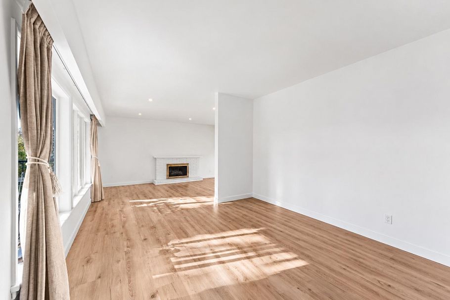 915 Wentworth Avenue North Vancouver, BC - 10
