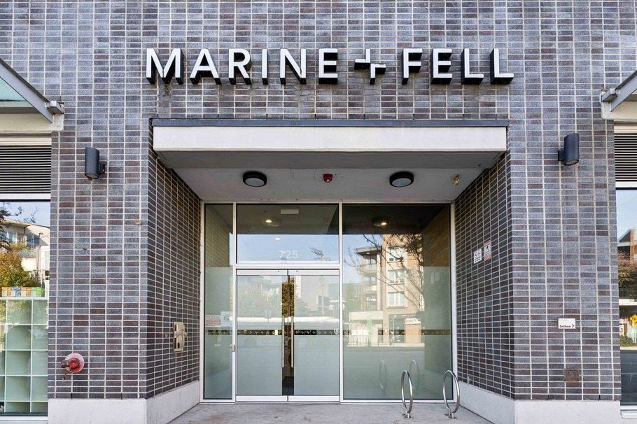 313 725 Marine Drive North Vancouver, BC - 33