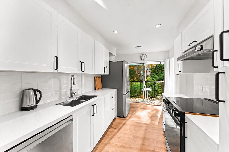 915 Wentworth Avenue North Vancouver, BC - 14