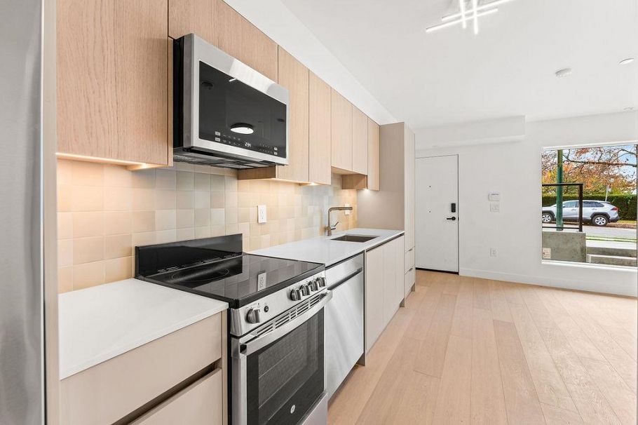 4518 Heather Street Vancouver, BC - 9
