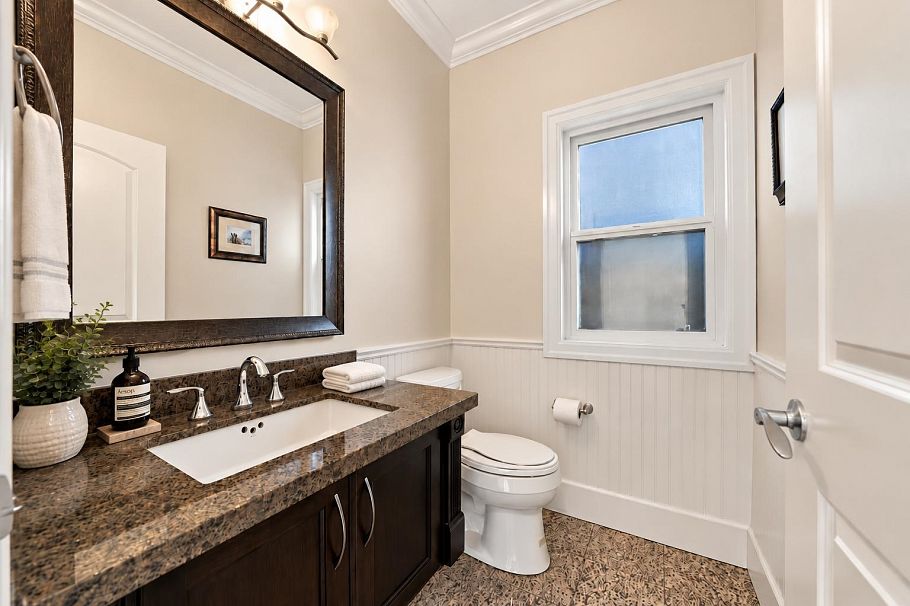 4205 Atlin Street Vancouver, BC - 6