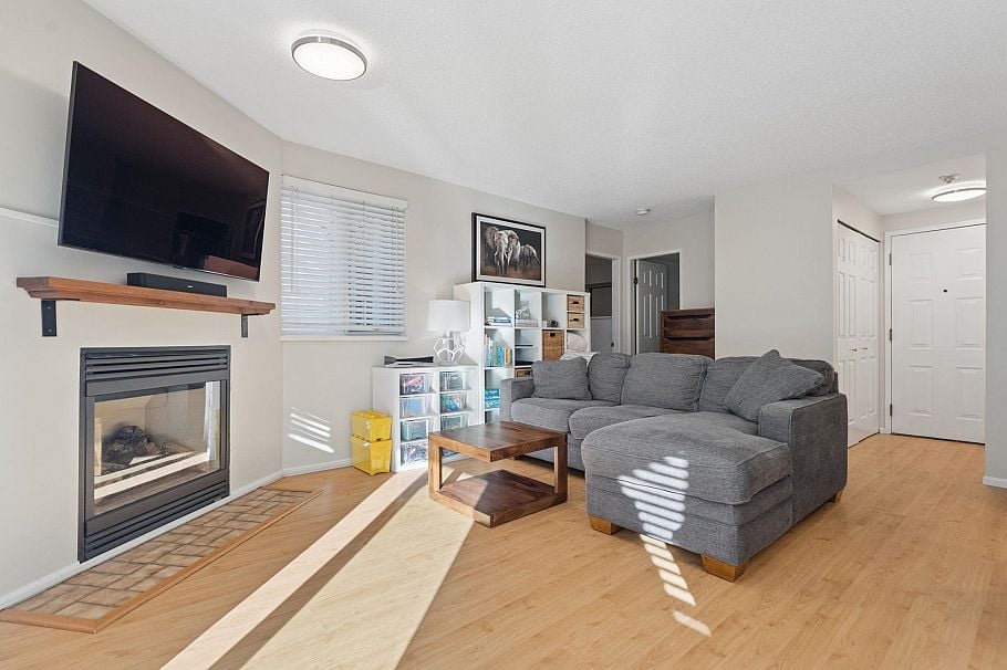 13 1949 W 8th Avenue Vancouver, BC - 3
