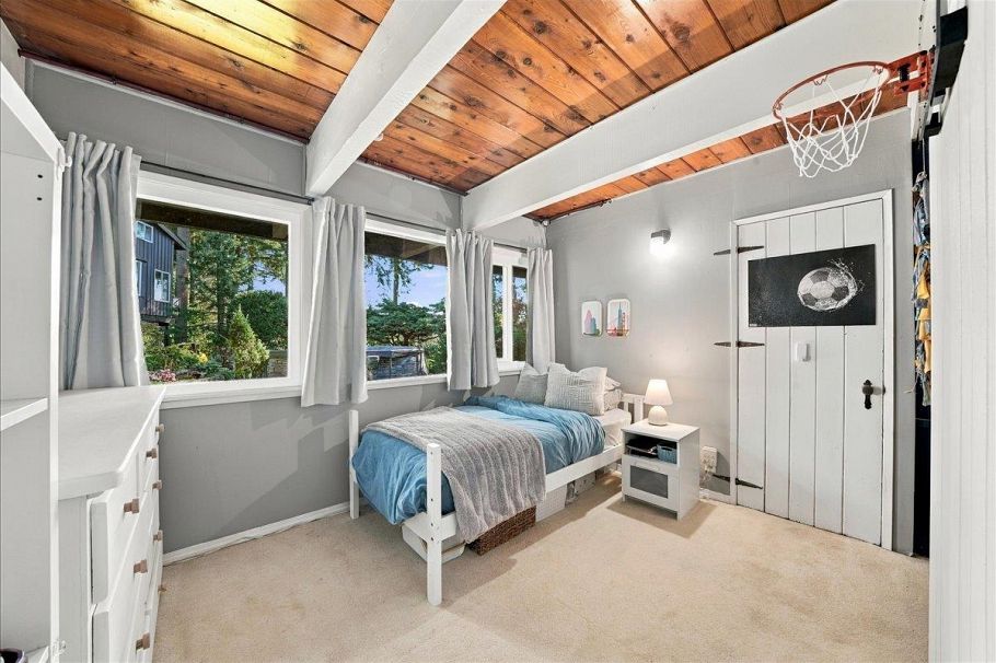 2363 Windridge Drive North Vancouver, BC - 15