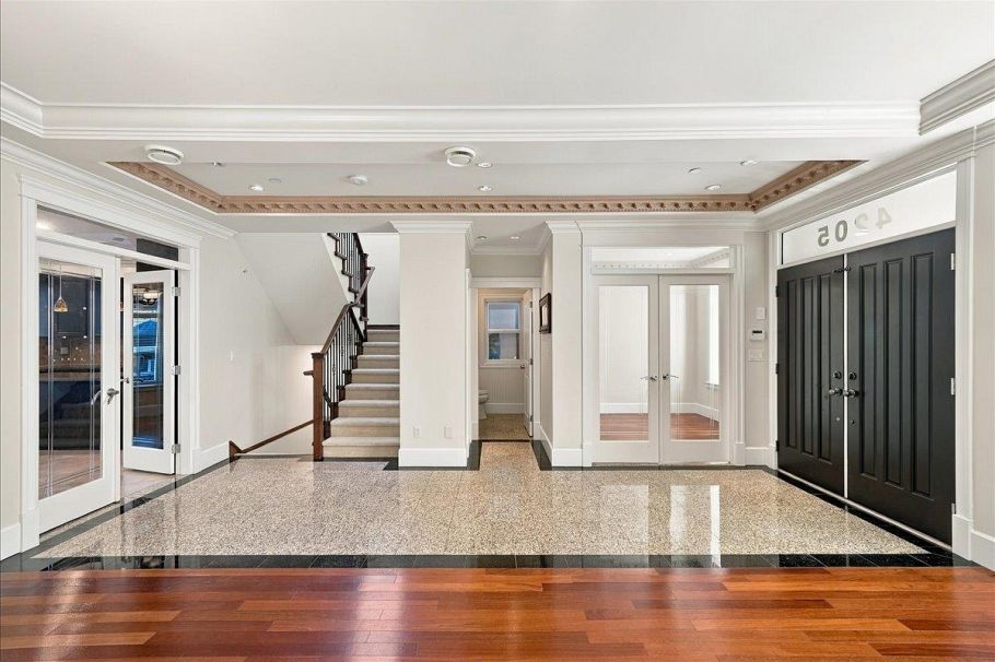 4205 Atlin Street Vancouver, BC - 4