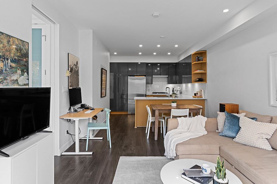 302 2528 Collingwood Street Vancouver, BC - 11