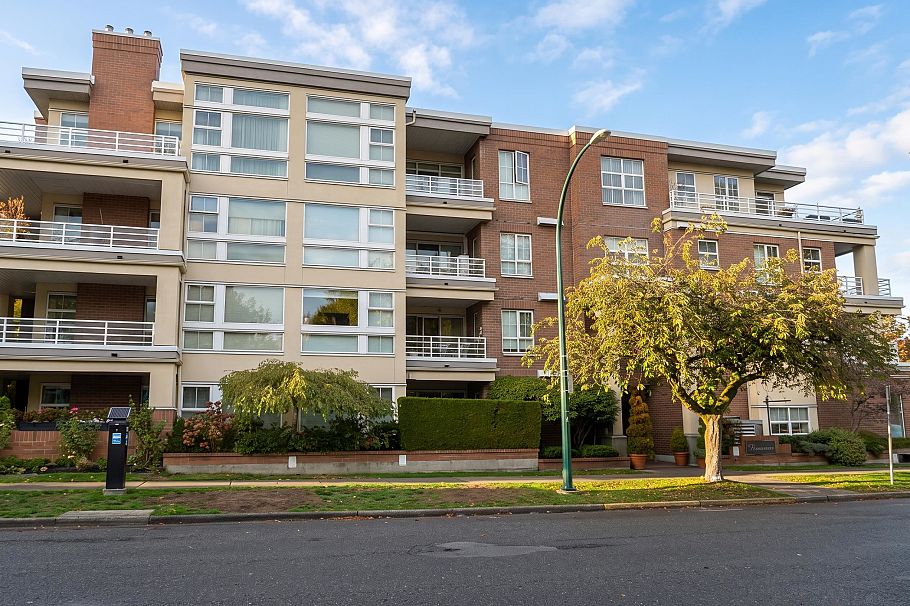 214 2105 W 42nd Avenue Vancouver, BC - 3