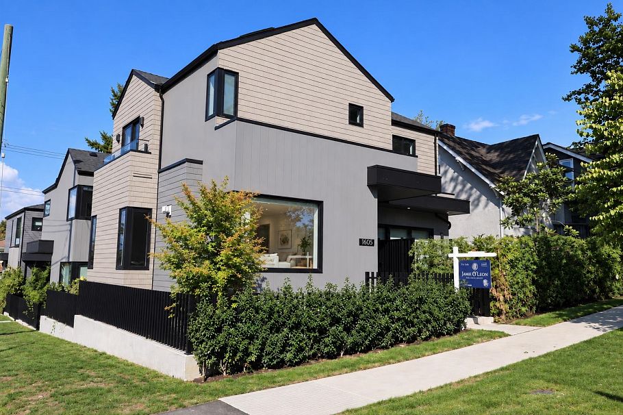 1605 E 21st Avenue Vancouver, BC - 2