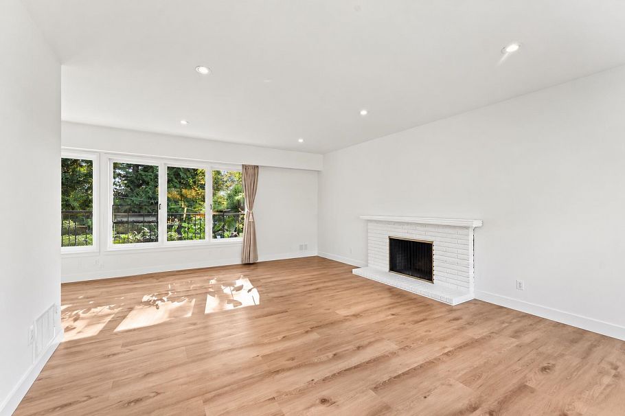 915 Wentworth Avenue North Vancouver, BC - 6