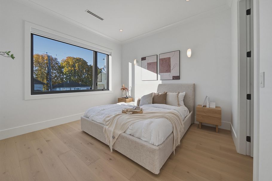 2 266 E 38 Avenue Vancouver, BC - 22