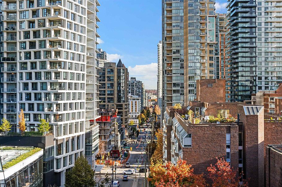 1203 1009 Harwood Street Vancouver, BC - 36