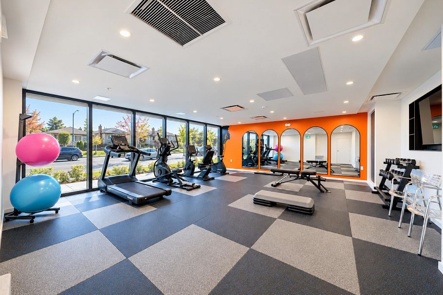 209 8486 Oak Street Vancouver, BC - 14