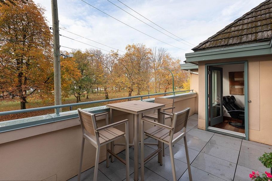 1080 Maple Street Vancouver, BC - 24