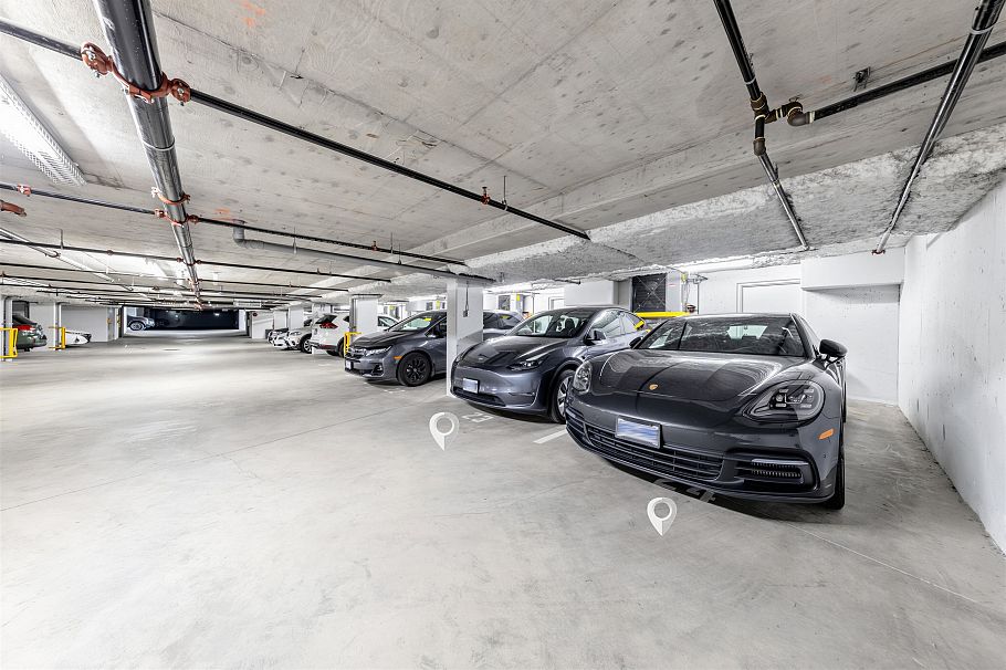 5490 Oak Street Vancouver, BC - 33