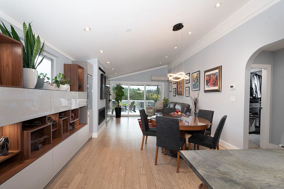 1912 Cliffwood Road North Vancouver, BC - 6