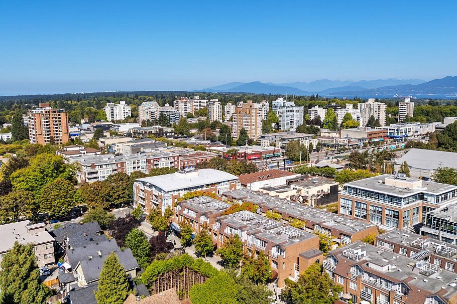 330 5790 East Boulevard Vancouver, BC - 25